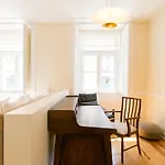 Διαμέρισμα Chiado Deluxe Gem 4bdr Amazing *