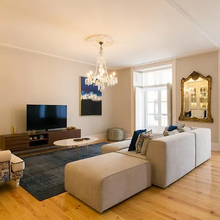 Chiado Deluxe Gem 4bdr Amazing Apartamento