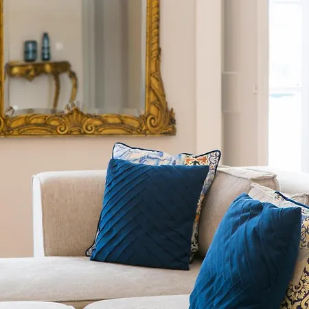 Apartamento Chiado Deluxe Gem 4bdr Amazing