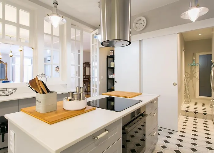 Chiado Deluxe Gem 4bdr Amazing