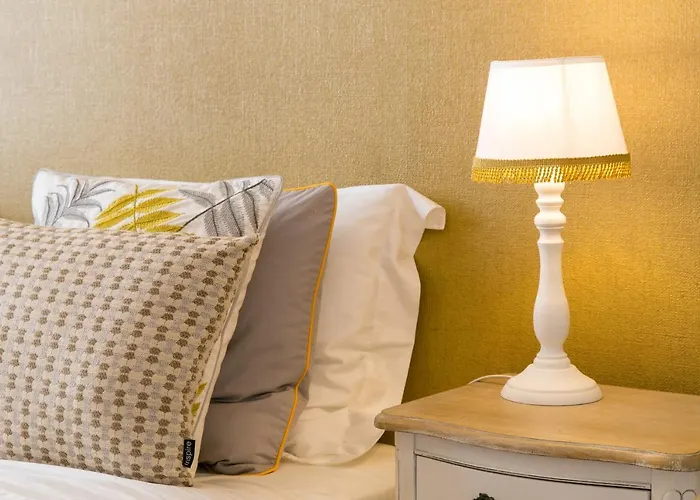 Chiado Deluxe Gem 4bdr Amazing *