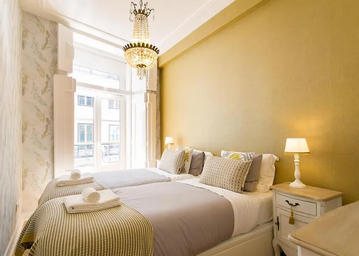 Apartman Chiado Deluxe Gem 4bdr Amazing