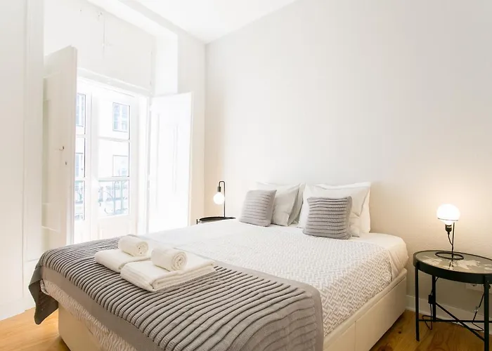 Chiado Deluxe Gem 4bdr Amazing Apartman Lisboa
