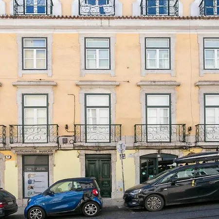 Chiado Deluxe Gem 4bdr Amazing Apartamento